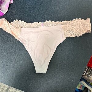 Lace Trim Women's Intimate in Cream pink pre loved